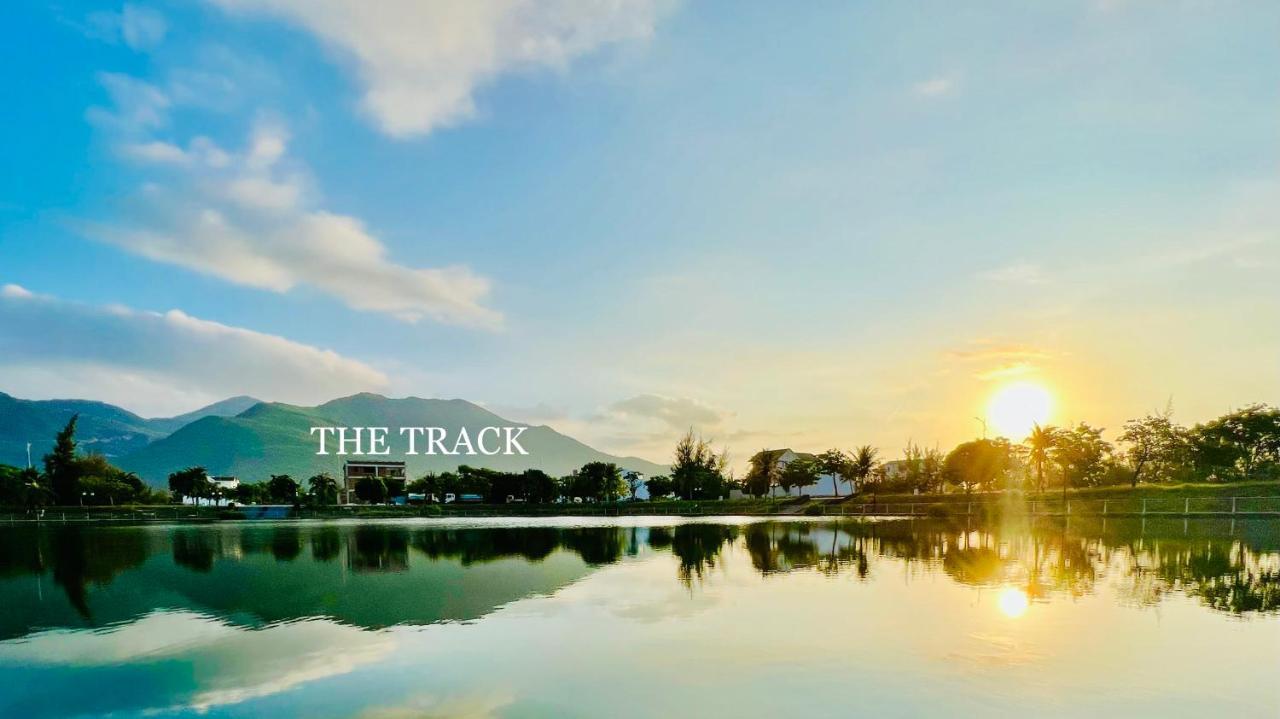 The Track Homestay - Near Bai Dai Beach Cam Lam Exteriér fotografie