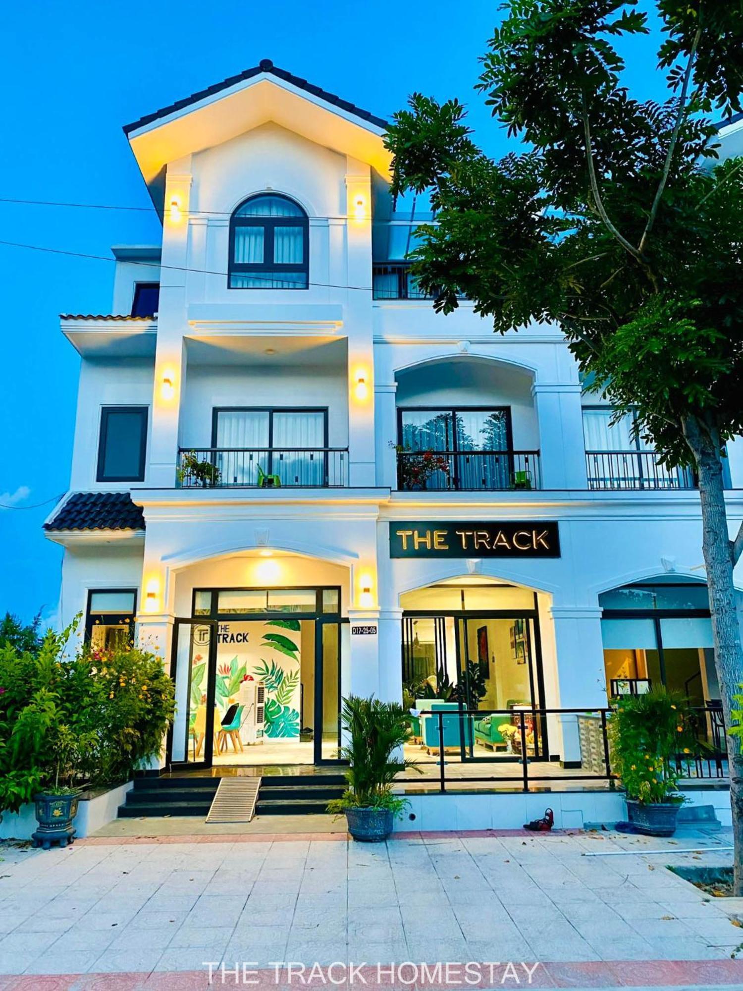 The Track Homestay - Near Bai Dai Beach Cam Lam Exteriér fotografie