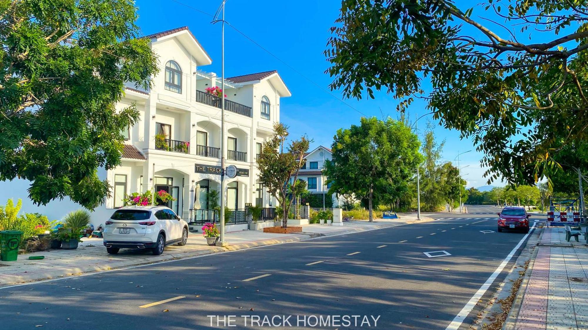 The Track Homestay - Near Bai Dai Beach Cam Lam Exteriér fotografie
