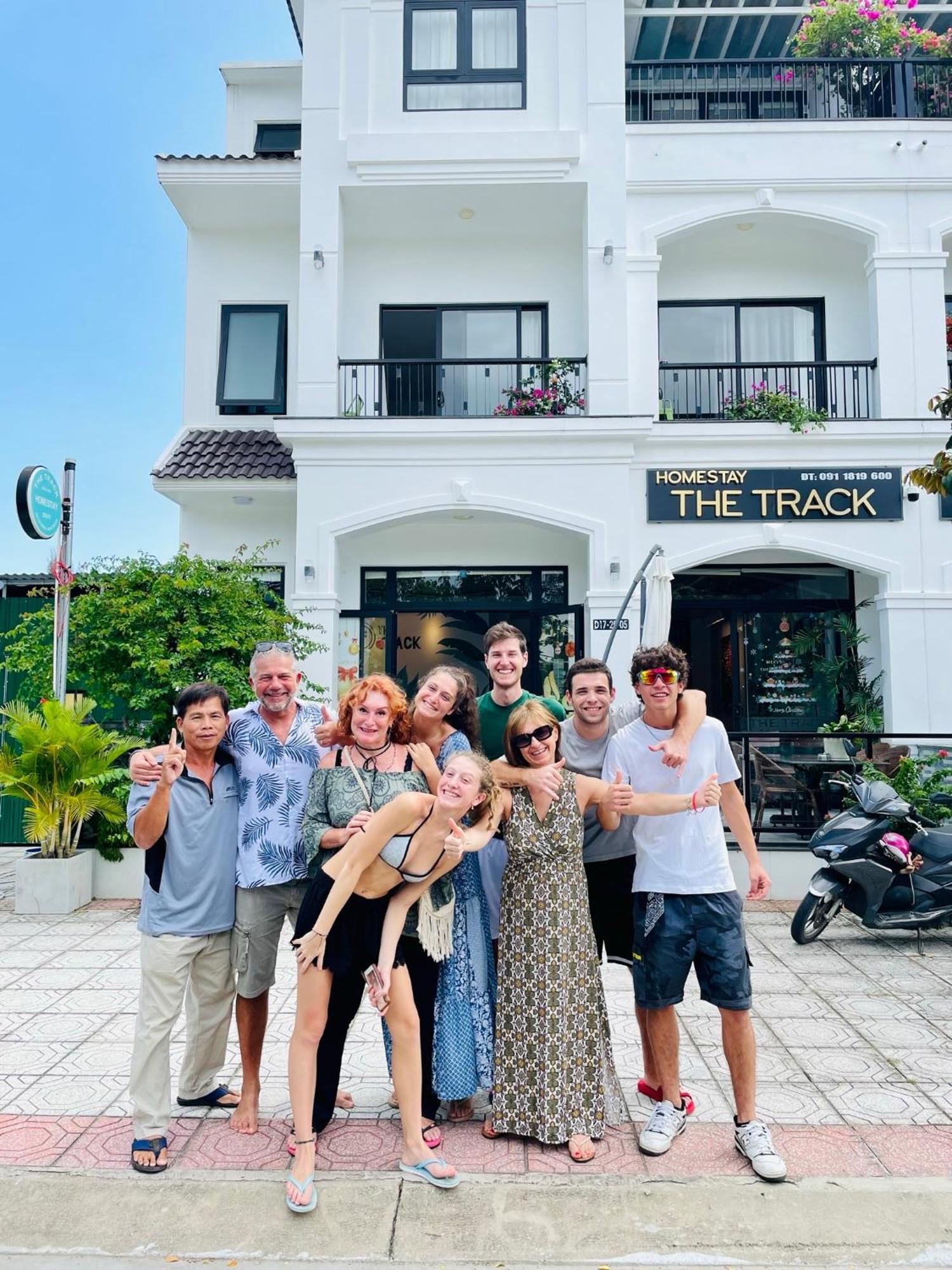 The Track Homestay - Near Bai Dai Beach Cam Lam Exteriér fotografie